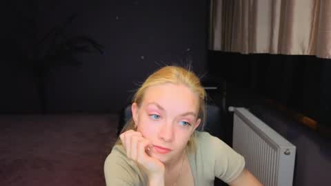 Sonya online show from May 7, 5:40 pm