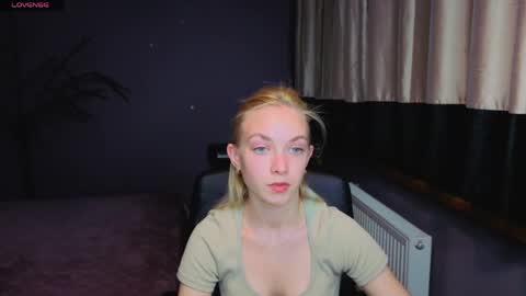 Sonya online show from May 8, 6:24 pm