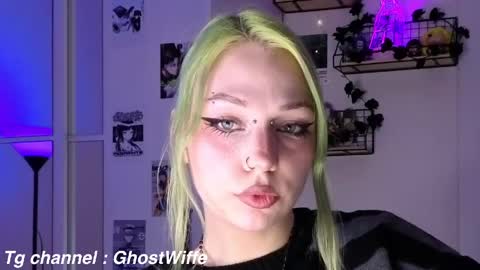 Snapshot of sono_sharingan chatting on April 5, 9:56 pm Your ghost wife online show from April 5, 9:56 pm