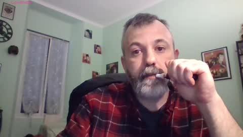 Snapshot of sonoboris chatting on May 6, 5:14 am sonoboris online show from May 6, 5:14 am