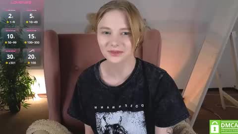 Snapshot of sookonstellita chatting on May 25, 1:00 am Litta online show from May 25, 1:00 am