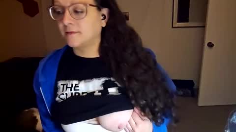 soothingnsweet online show from December 7, 2:42 am