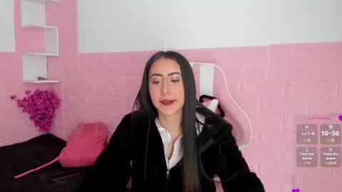 Snapshot of sophi_sweet11 chatting on July 8, 1:37 pm SOPHI online show from July 8, 1:37 pm