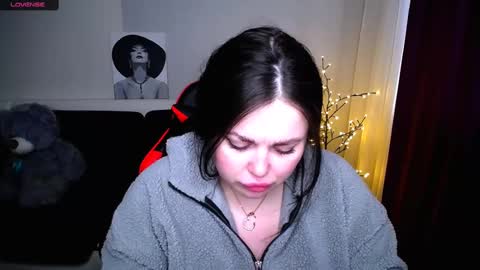 sophia__olsen online show from February 27, 6:40 am