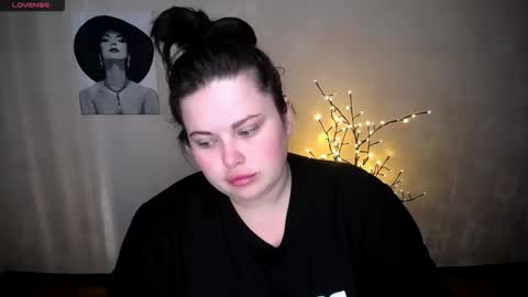 sophia__olsen online show from September 11, 5:29 am