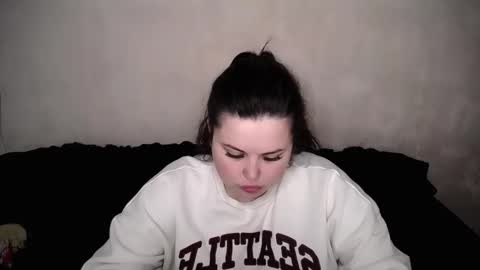 sophia__olsen online show from March 24, 6:51 am