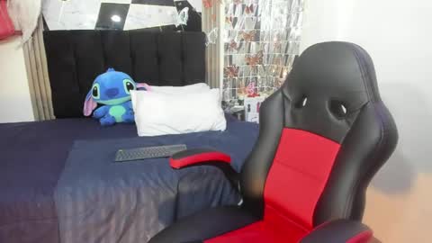 Sophia online show from April 12, 2:38 am