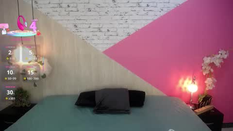 sophia_brunette21 online show from December 2, 11:15 am