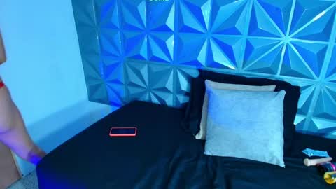 Snapshot of sophia_cleithon1 chatting on April 1, 8:39 pm sophia online show from April 1, 8:39 pm