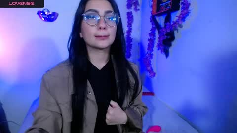 sophia hottie online show from January 10, 9:55 am