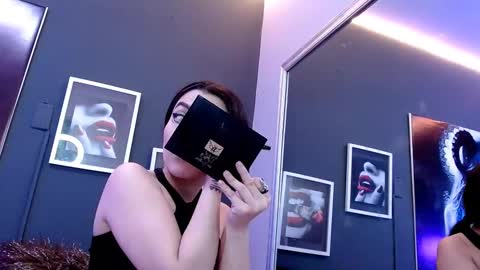 sophia hottie online show from February 17, 5:43 pm