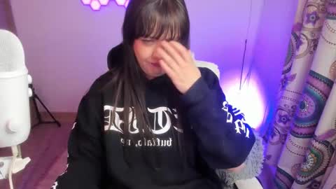 sophia_grants online show from October 24, 4:09 am