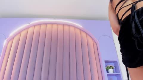 Sophi  online show from February 20, 9:00 am