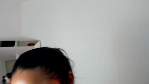 Snapshot of sophia_owens_2 chatting on March 2, 6:27 am sophia_owens_2 online show from March 2, 6:27 am