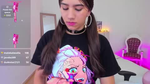 Sophia Rincon online show from December 5, 10:45 pm