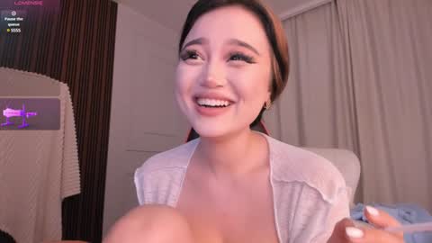 Snapshot of sophia_squirtits chatting on January 18, 7:15 pm QUEEN OF SQUIRT online show from January 18, 7:15 pm