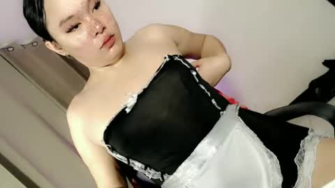 Snapshot of sophia_walker18 chatting on May 30, 6:43 am sophia_walker18 online show from May 30, 6:43 am