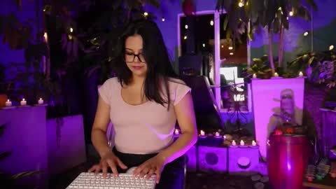 Sofi online show from October 31, 9:10 am