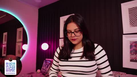 Sofi online show from April 9, 10:42 am