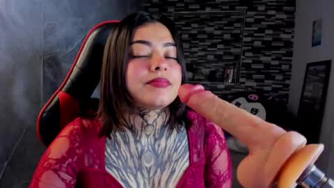 Snapshot of sophiaa_cherry chatting on May 16, 7:56 pm Sophia online show from May 16, 7:56 pm