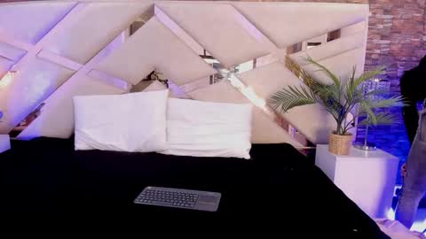 Sophia Paris online show from December 21, 2:08 am