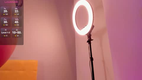 Sophia online show from October 16, 1:39 am