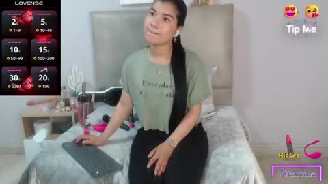Sophia Bedford online show from July 9, 3:05 pm