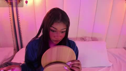 Sophie online show from December 19, 12:01 pm