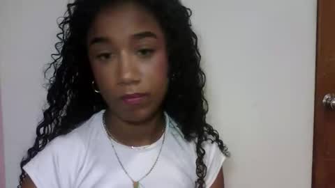 Snapshot of sophiacastro19 chatting on March 24, 1:16 pm Sophia online show from March 24, 1:16 pm