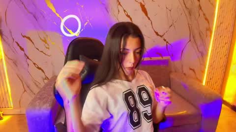 Snapshot of sophiadoll_tf chatting on September 18, 8:44 pm sophiadoll_tf online show from September 18, 8:44 pm