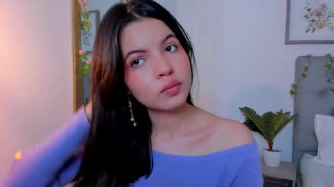 Sophia Howland online show from February 22, 9:02 pm