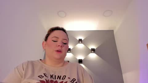 Sofi online show from February 25, 12:24 pm