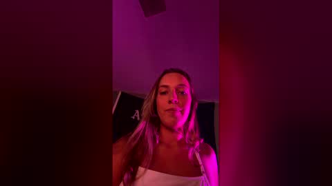 sophiasaintxo online show from May 25, 6:03 pm