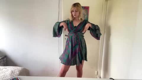 Sofi online show from February 24, 8:18 pm