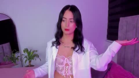  Sophie  online show from January 15, 12:04 am