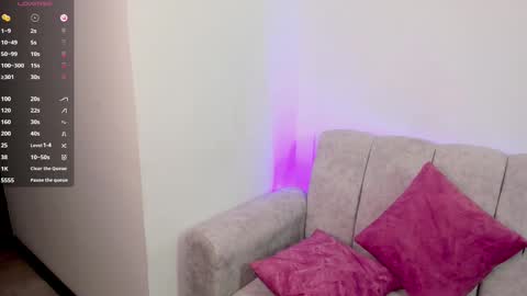 Alice online show from February 10, 5:52 pm