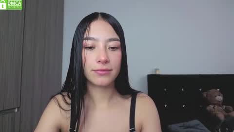 Snapshot of sophie_bbs chatting on September 24, 2:20 pm Sophie online show from September 24, 2:20 pm