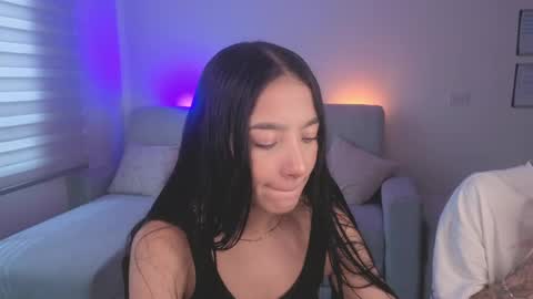 Snapshot of sophie_bbs chatting on June 5, 4:24 pm Sophie online show from June 5, 4:24 pm