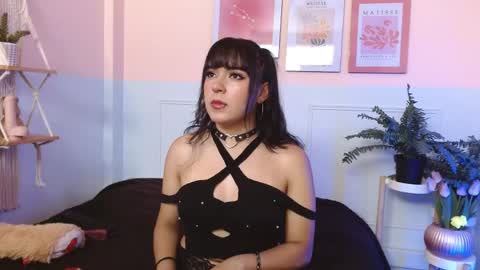 Snapshot of sophie_benet_ chatting on May 13, 1:08 pm Sophie online show from May 13, 1:08 pm