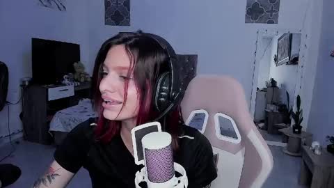 sophie doll online show from April 22, 3:31 am