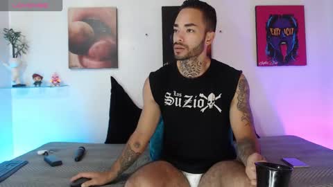 SOPHIE - FOXX online show from January 14, 12:22 pm