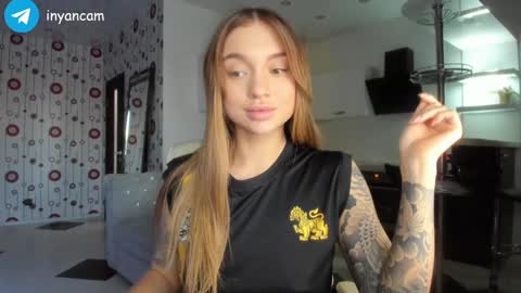 Sonya  online show from December 18, 8:09 am