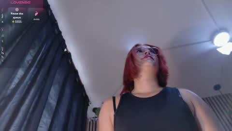 sophie_new25 online show from September 11, 1:00 pm