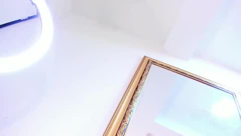 sophie_newton online show from February 13, 3:24 pm