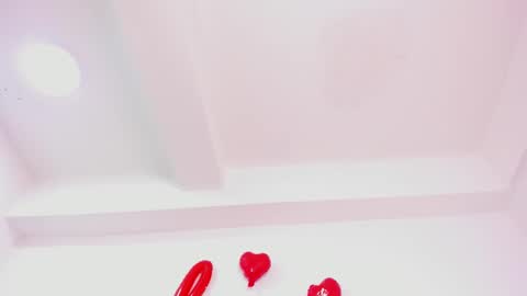 sophie_newton online show from February 22, 6:30 pm