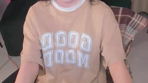 sophie_nomenal_ online show from September 15, 9:04 pm