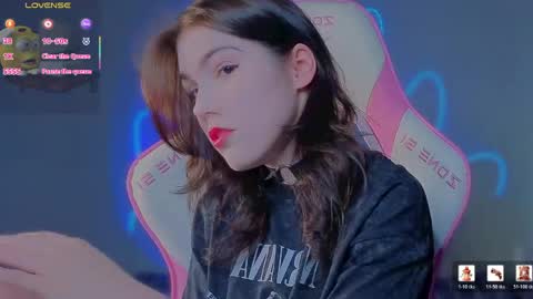 sophie_nomenal_ online show from May 26, 4:14 pm