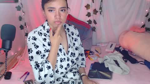 Sophie  online show from January 20, 1:21 pm