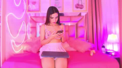 Sophie  online show from January 15, 9:36 am