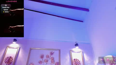 Snapshot of sophie_sweet8 chatting on February 5, 5:01 am Sophie Sweet online show from February 5, 5:01 am